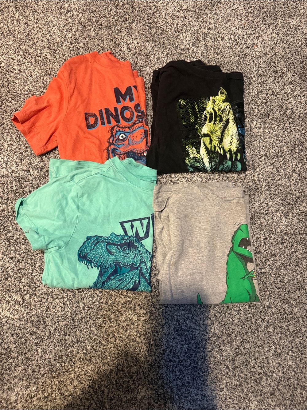 Lot of Kids Dinosaur Graphic Tee - Orange, Mint, Black, Gray size7-8